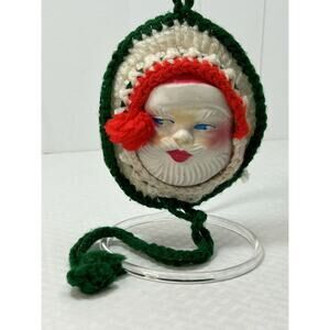 VTG Granny Cottage Core Holiday Christmas Plastic Santa Face Yarn Wall Hanger
